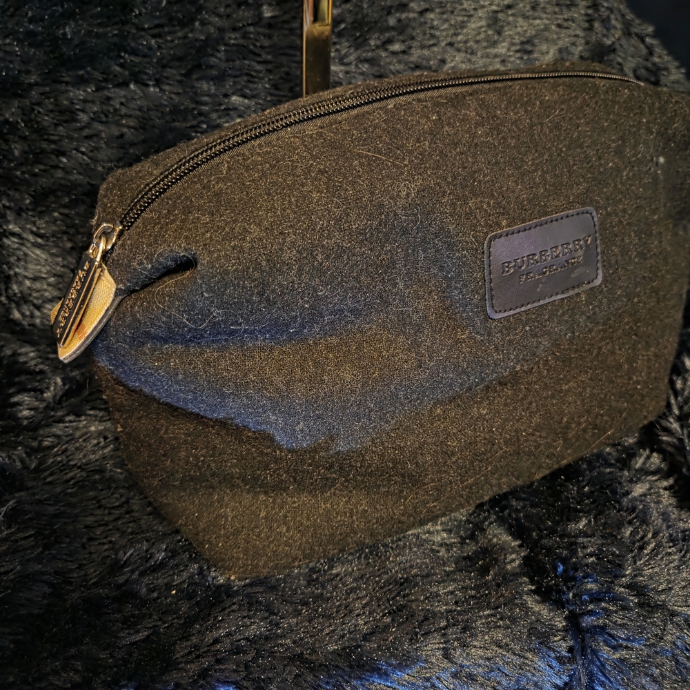 Burberry Fragrance LG Black Cosmetic Bag Makeup Pouch w/ Gold Zip & Check Detail - Picture 5 of 7